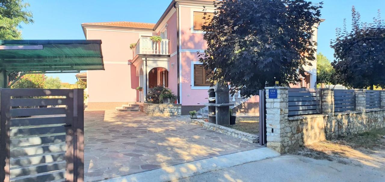 Apartmani Radmila Nova Vas  Exterior foto